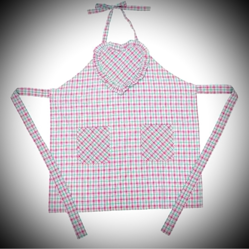 AMANDA UPRICHARD Plaid Sweet Heart Apron NWT